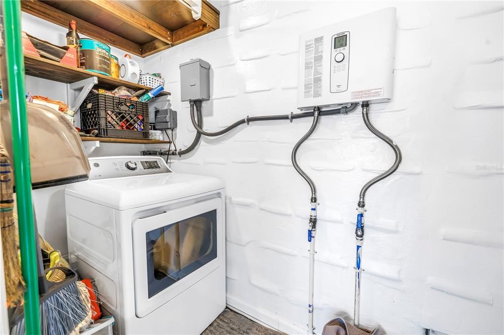 出租: $3,300 (4 贝兹, 2 浴室, 1541 平方英尺)