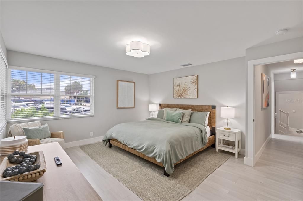 For Sale: $3,000,000 (5 beds, 4 baths, 2925 Square Feet)