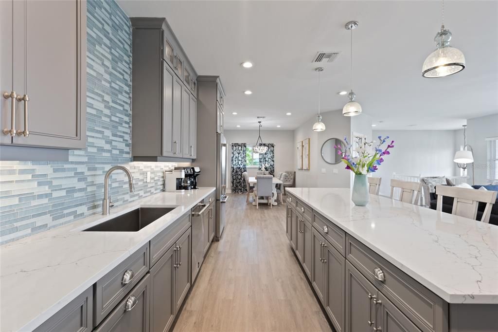 For Sale: $3,000,000 (5 beds, 4 baths, 2925 Square Feet)