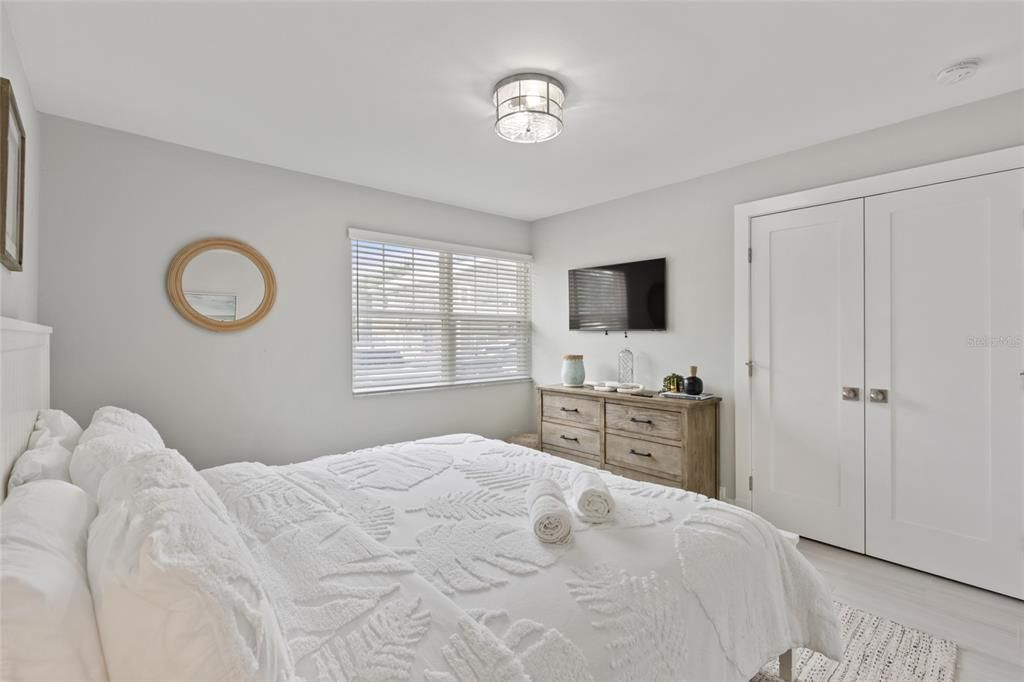 For Sale: $3,000,000 (5 beds, 4 baths, 2925 Square Feet)