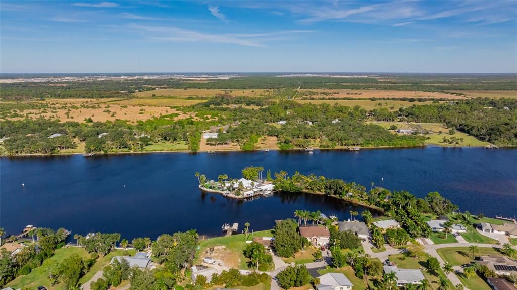 待售: $699,000 (2 贝兹, 2 浴室, 1801 平方英尺)