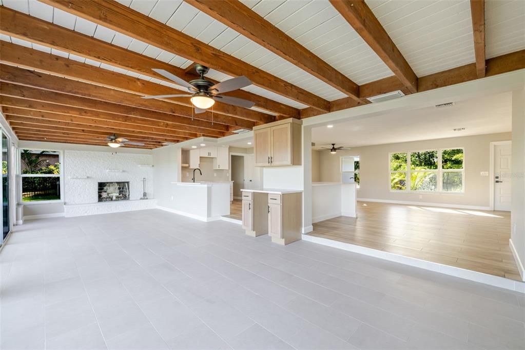 待售: $699,000 (2 贝兹, 2 浴室, 1801 平方英尺)