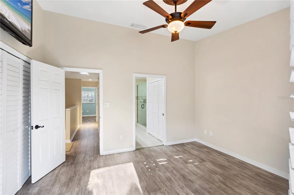 For Sale: $795,000 (3 beds, 3 baths, 1562 Square Feet)