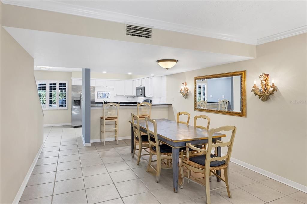 For Sale: $795,000 (3 beds, 3 baths, 1562 Square Feet)