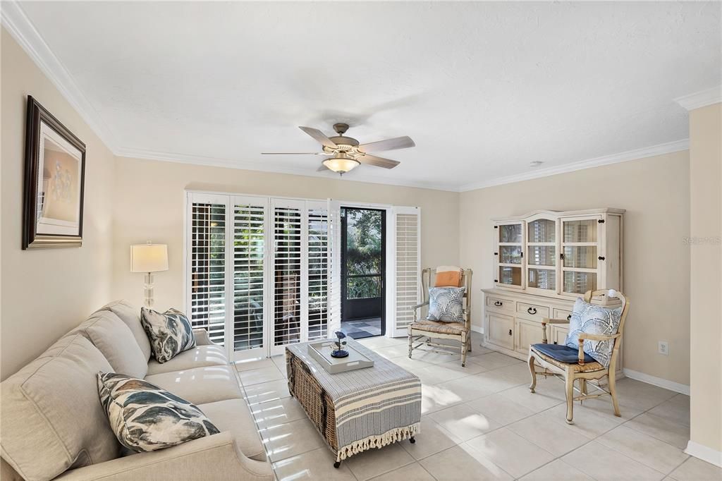 For Sale: $795,000 (3 beds, 3 baths, 1562 Square Feet)