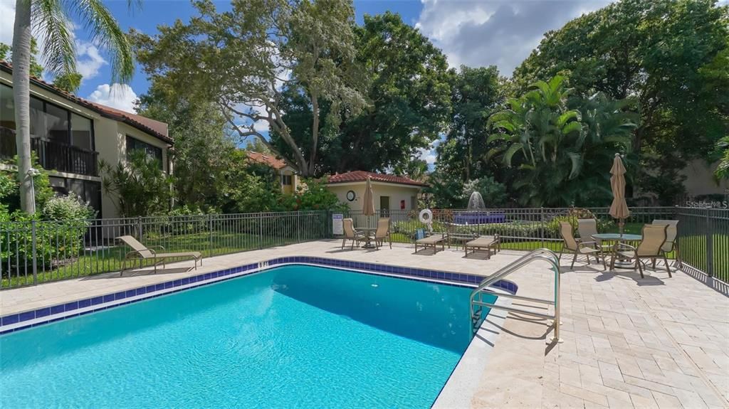 For Sale: $795,000 (3 beds, 3 baths, 1562 Square Feet)