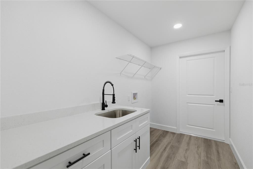 En Venta: $295,000 (3 camas, 2 baños, 1473 Pies cuadrados)