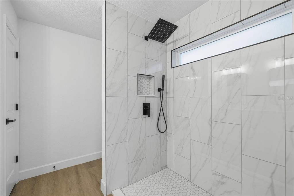 En Venta: $295,000 (3 camas, 2 baños, 1473 Pies cuadrados)