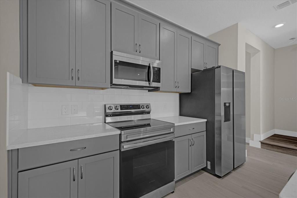 En Venta: $425,000 (3 camas, 2 baños, 1704 Pies cuadrados)