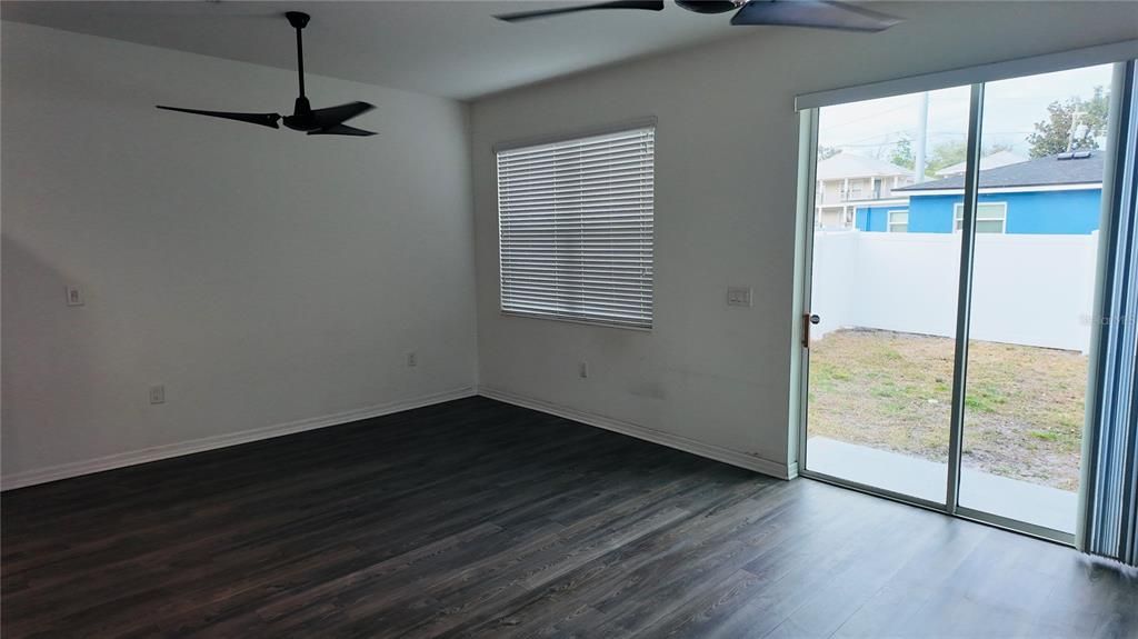 В аренду: $2,500 (3 спален, 2 ванн, 1535 Квадратных фут)