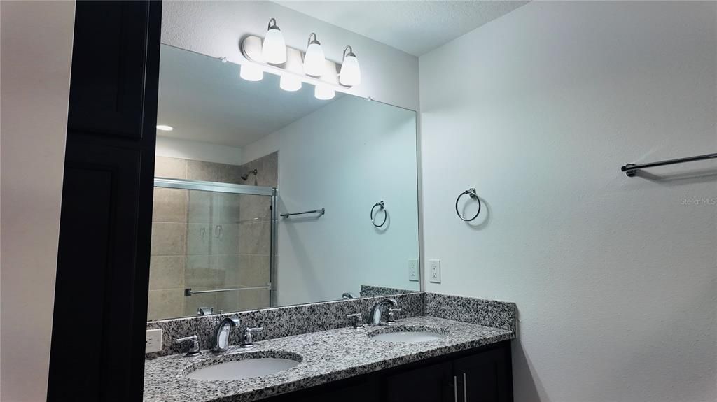 В аренду: $2,500 (3 спален, 2 ванн, 1535 Квадратных фут)