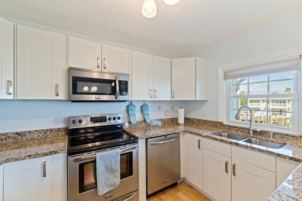 En Venta: $359,000 (2 camas, 2 baños, 1018 Pies cuadrados)