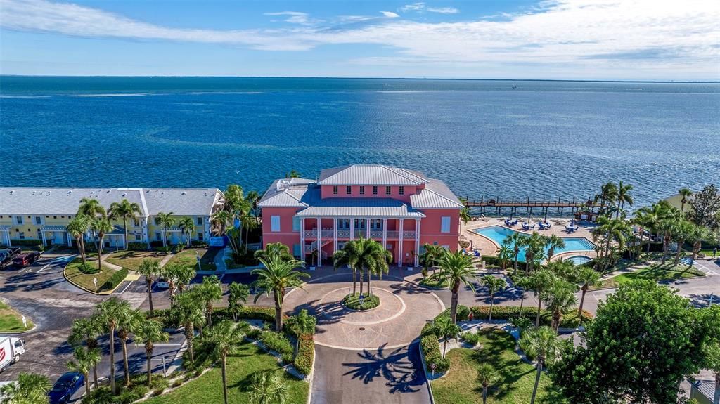 En Venta: $359,000 (2 camas, 2 baños, 1018 Pies cuadrados)