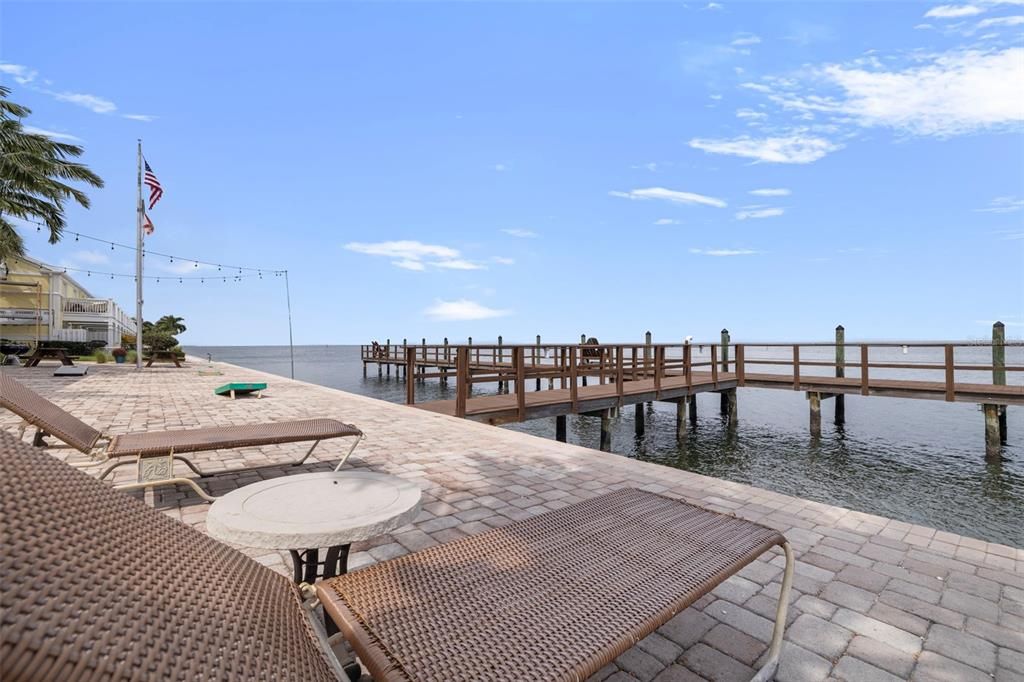 En Venta: $359,000 (2 camas, 2 baños, 1018 Pies cuadrados)