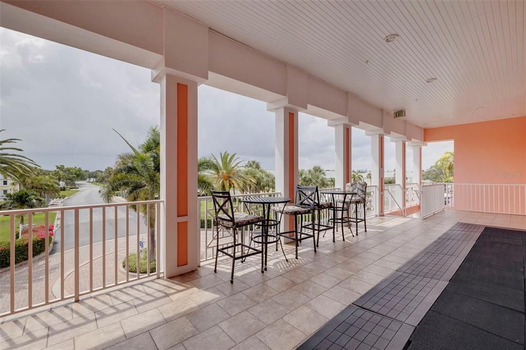 En Venta: $359,000 (2 camas, 2 baños, 1018 Pies cuadrados)