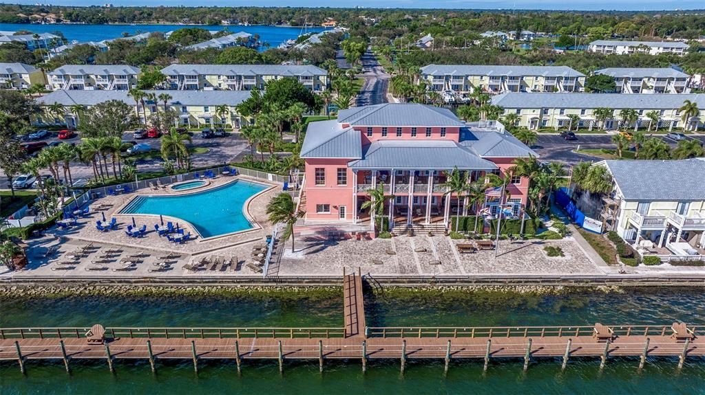 En Venta: $359,000 (2 camas, 2 baños, 1018 Pies cuadrados)