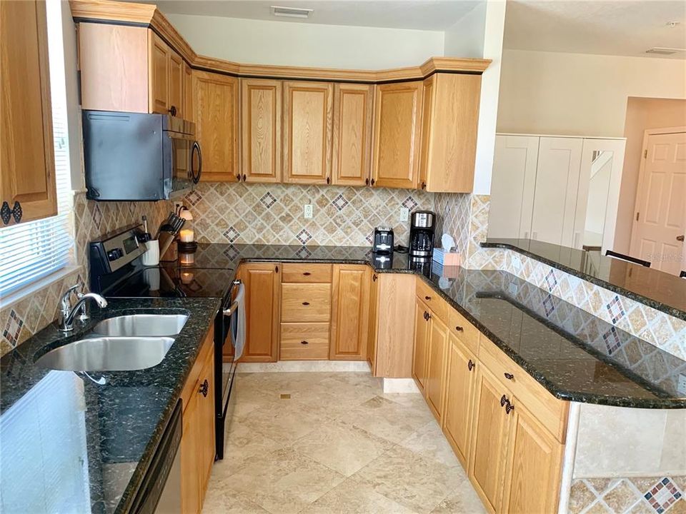 В аренду: $4,950 (3 спален, 2 ванн, 2156 Квадратных фут)