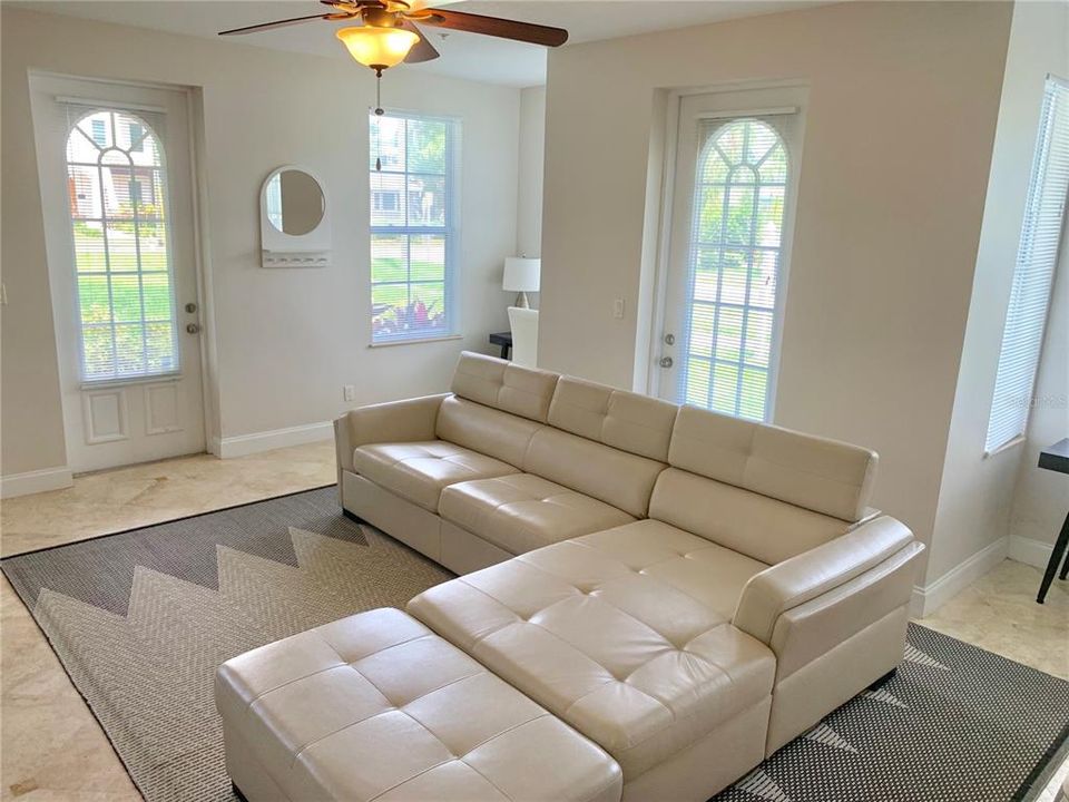 В аренду: $4,950 (3 спален, 2 ванн, 2156 Квадратных фут)