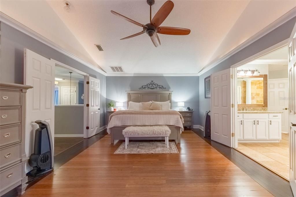 For Sale: $675,000 (5 beds, 3 baths, 3657 Square Feet)