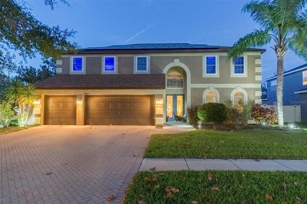 For Sale: $675,000 (5 beds, 3 baths, 3657 Square Feet)