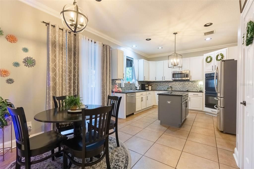 For Sale: $675,000 (5 beds, 3 baths, 3657 Square Feet)