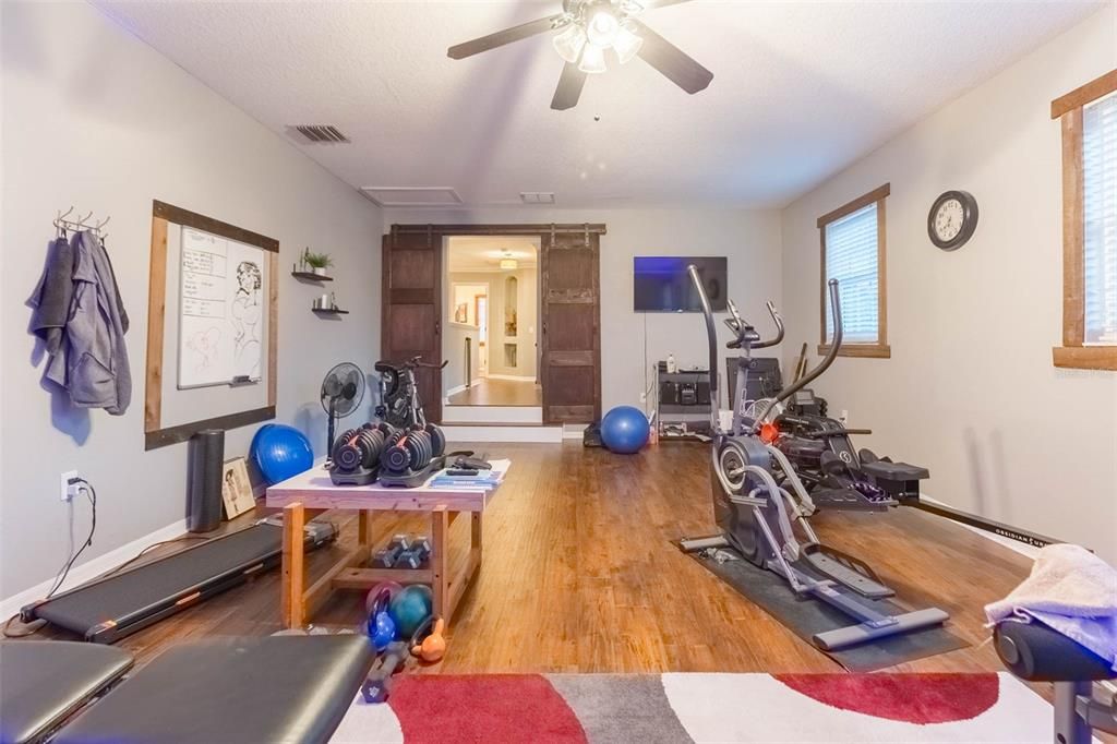 For Sale: $675,000 (5 beds, 3 baths, 3657 Square Feet)