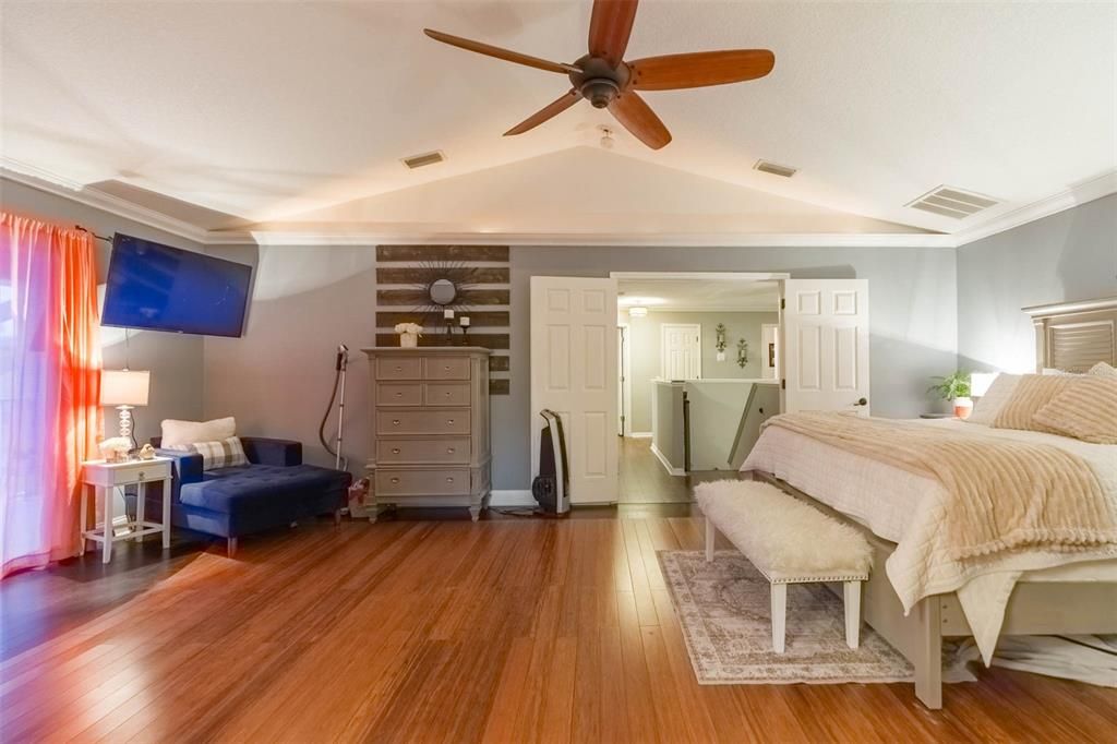 For Sale: $675,000 (5 beds, 3 baths, 3657 Square Feet)