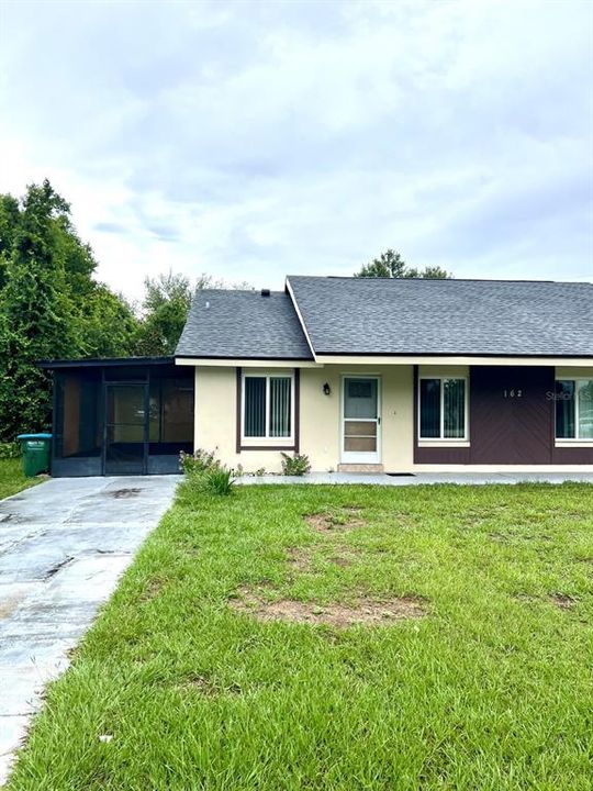 出租: $1,400 (2 贝兹, 1 浴室, 912 平方英尺)