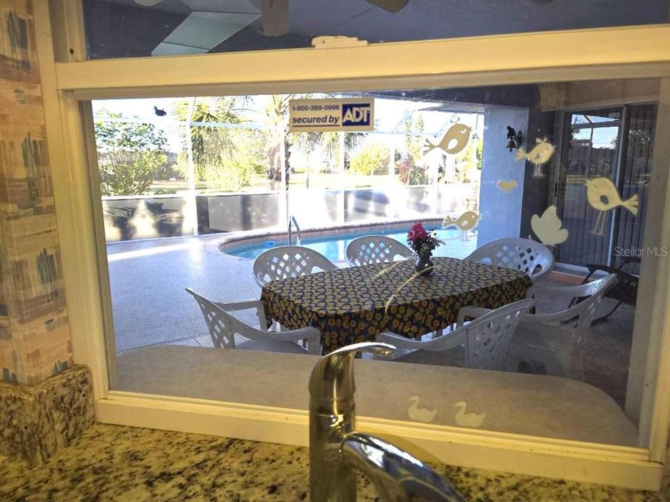 For Sale: $385,000 (3 beds, 3 baths, 2155 Square Feet)