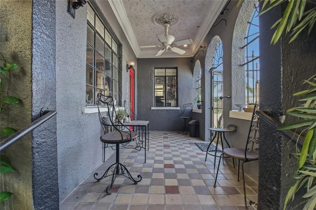 For Sale: $925,000 (0 beds, 0 baths, 2081 Square Feet)