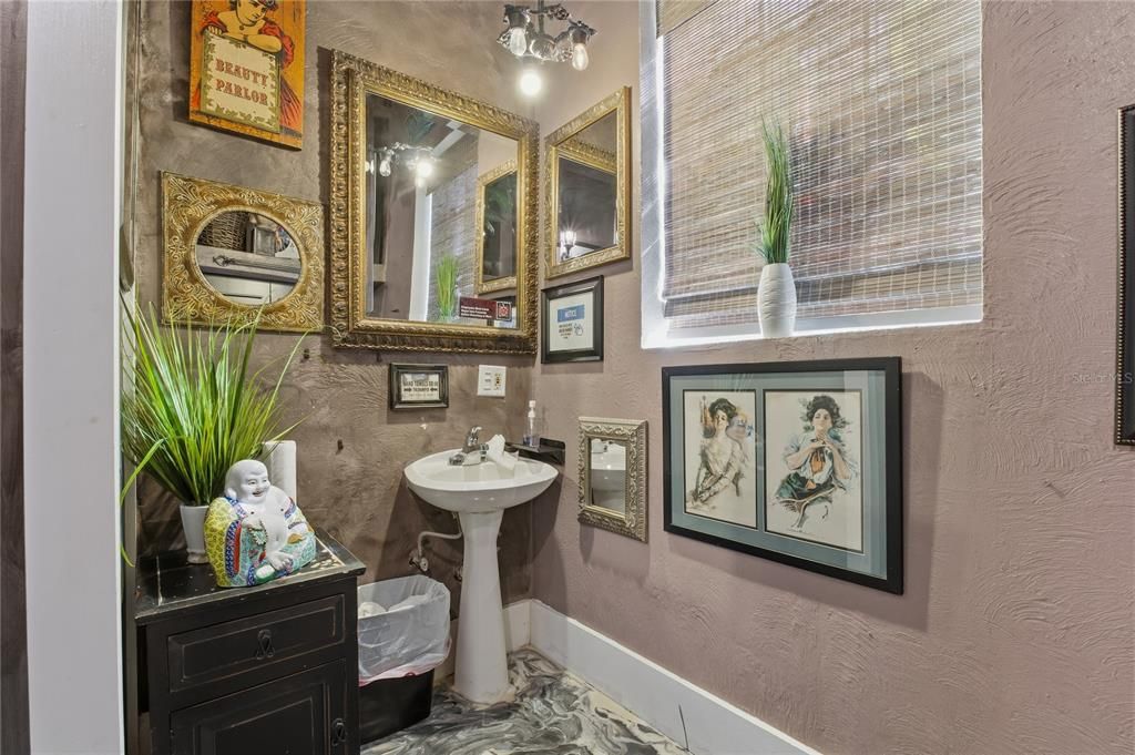 For Sale: $925,000 (0 beds, 0 baths, 2081 Square Feet)