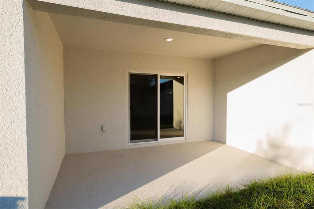 For Rent: $2,500 (3 beds, 2 baths, 1900 Square Feet)