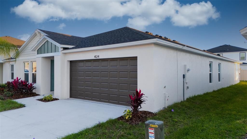 For Rent: $2,500 (3 beds, 2 baths, 1900 Square Feet)