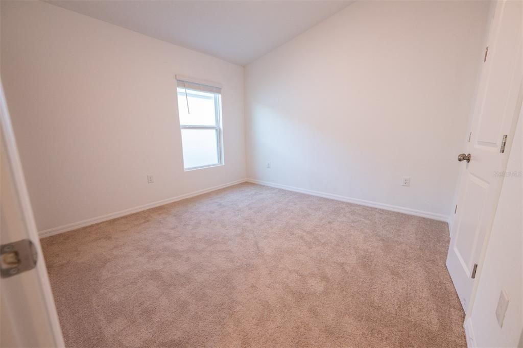 For Rent: $2,500 (3 beds, 2 baths, 1900 Square Feet)