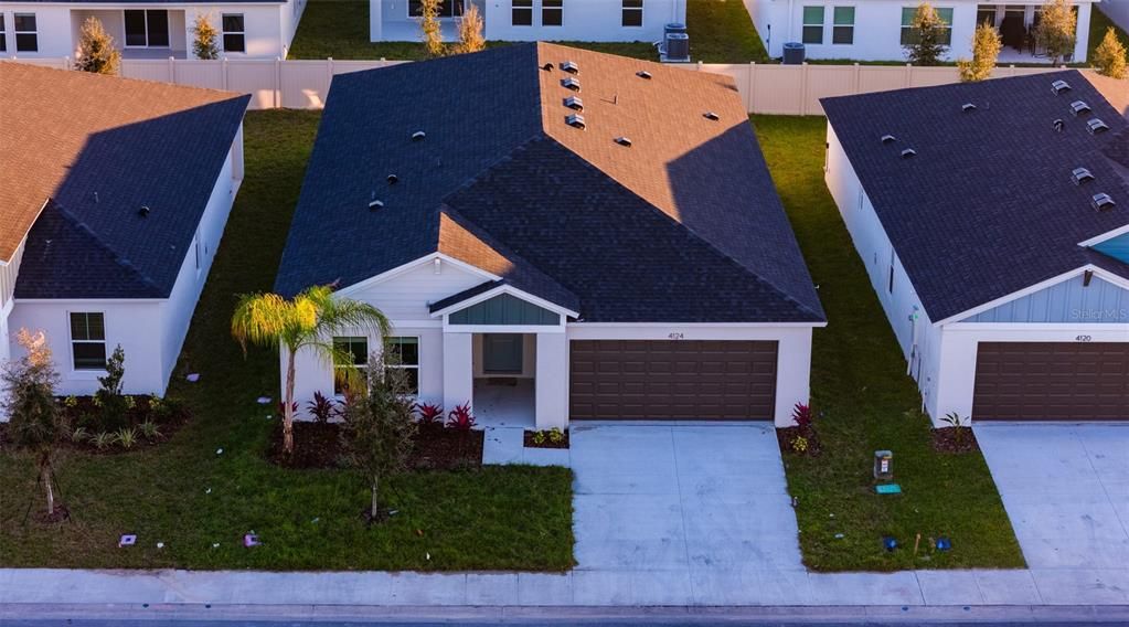 For Rent: $2,500 (3 beds, 2 baths, 1900 Square Feet)