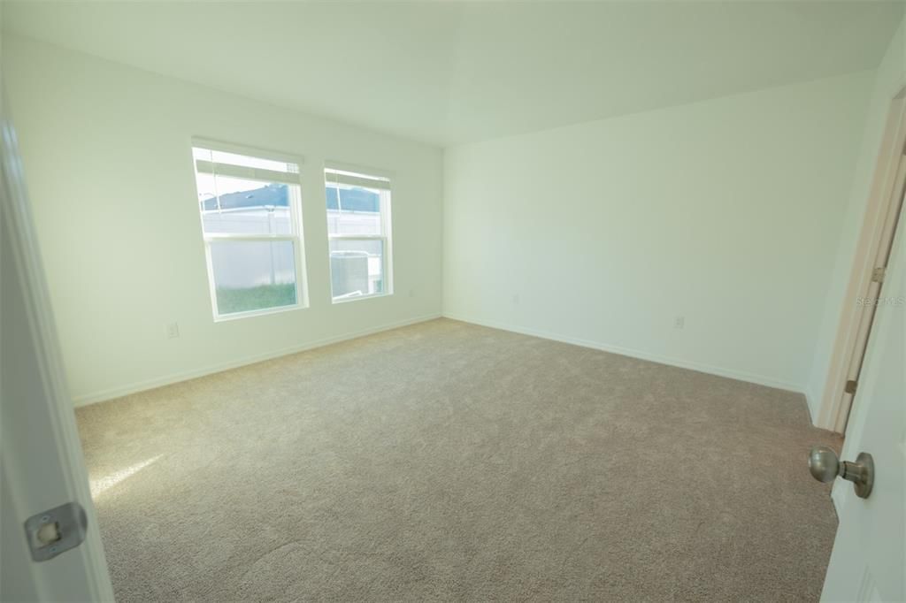 For Rent: $2,500 (3 beds, 2 baths, 1900 Square Feet)