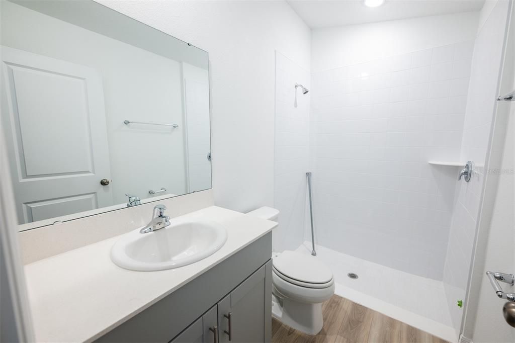 For Rent: $2,500 (3 beds, 2 baths, 1900 Square Feet)