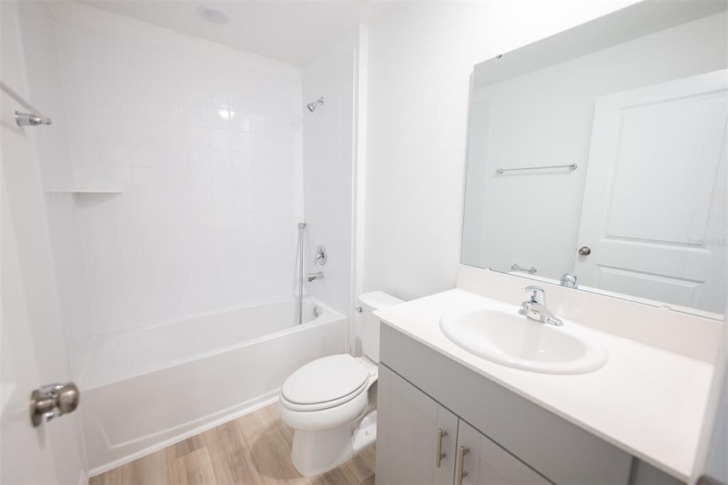 For Rent: $2,500 (3 beds, 2 baths, 1900 Square Feet)