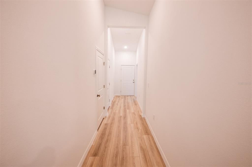 For Rent: $2,500 (3 beds, 2 baths, 1900 Square Feet)