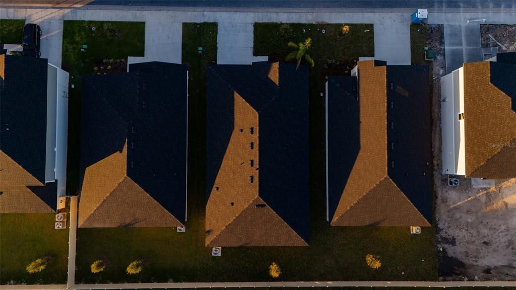 For Rent: $2,500 (3 beds, 2 baths, 1900 Square Feet)