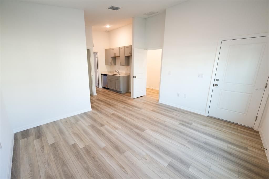 For Rent: $2,500 (3 beds, 2 baths, 1900 Square Feet)