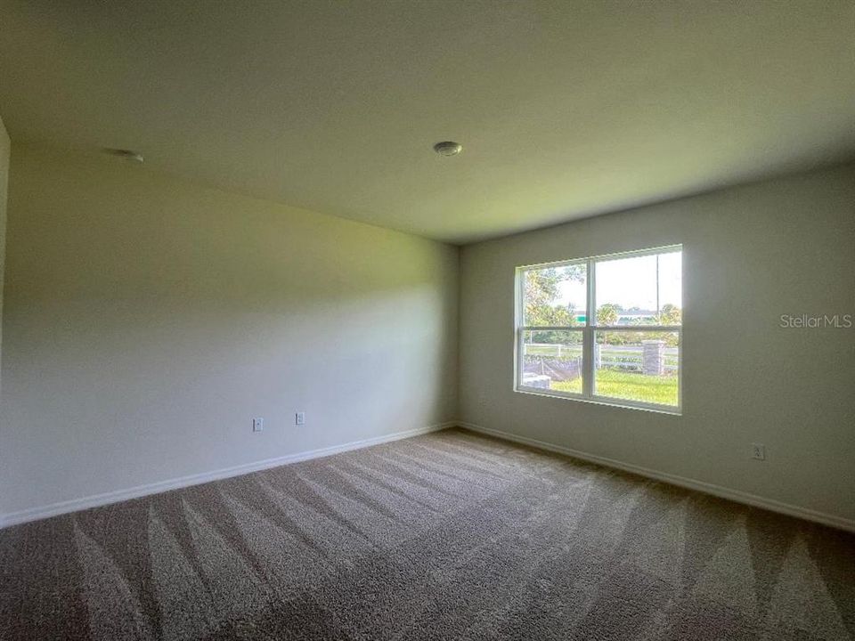 En Renta: $2,095 (3 camas, 2 baños, 1672 Pies cuadrados)