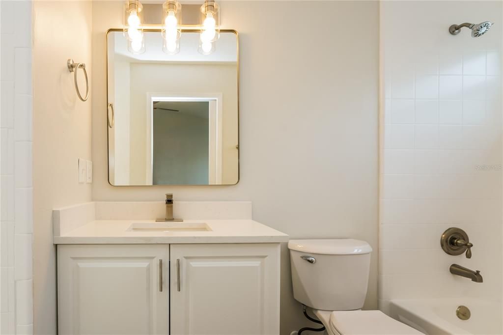 待售: $289,900 (3 贝兹, 2 浴室, 1284 平方英尺)