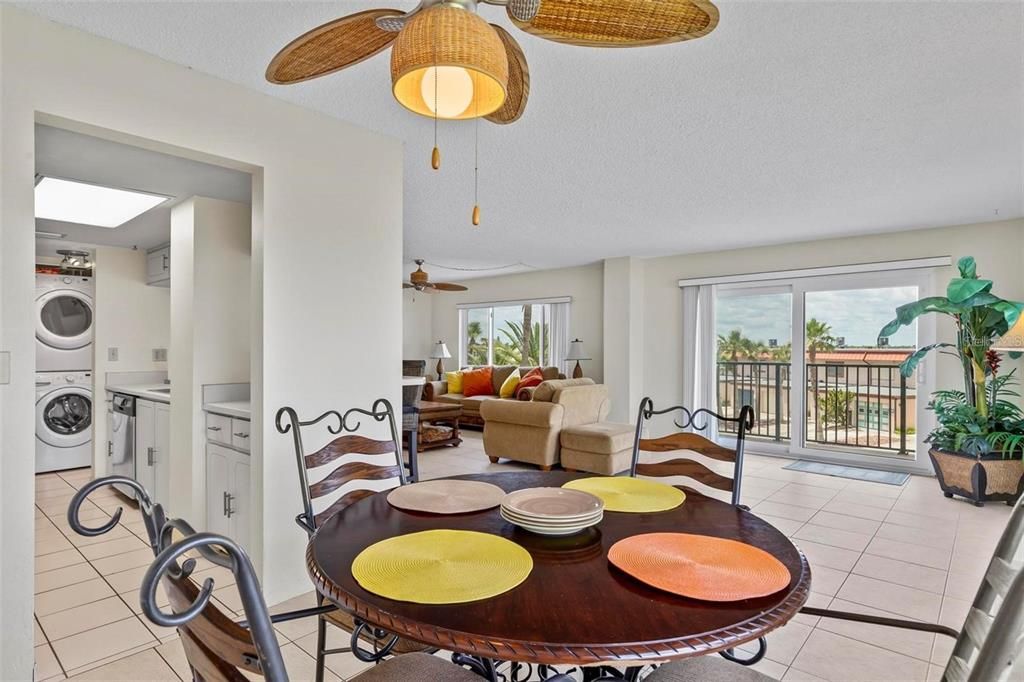 В аренду: $2,350 (2 спален, 2 ванн, 1344 Квадратных фут)