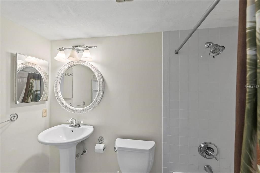 В аренду: $2,350 (2 спален, 2 ванн, 1344 Квадратных фут)