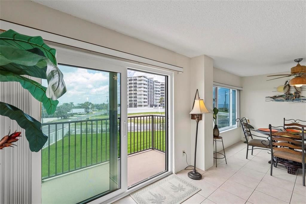 В аренду: $2,350 (2 спален, 2 ванн, 1344 Квадратных фут)