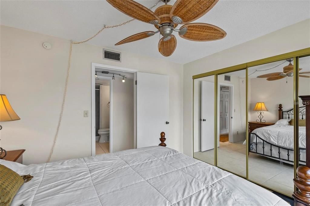 В аренду: $2,350 (2 спален, 2 ванн, 1344 Квадратных фут)