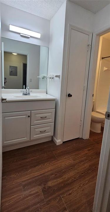 For Rent: $1,650 (2 beds, 1 baths, 857 Square Feet)