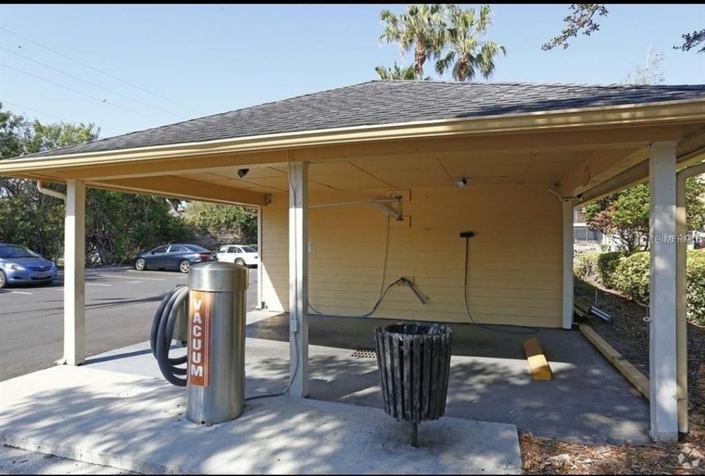 For Rent: $1,650 (2 beds, 1 baths, 857 Square Feet)