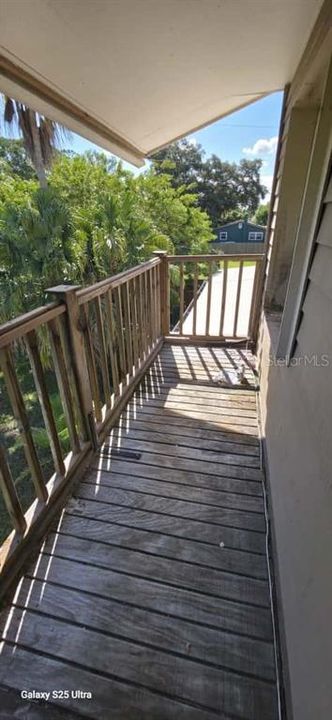 На продажу: $210,000 (4 спален, 4 ванн, 1734 Квадратных фут)